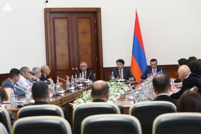 ՀՀ ֆինանսների նախարար Վահե Հովհաննիսյանի գլխավորությամբ տեղի ունեցավ եկամուտների քաղաքականության կատարելագործման ընդլայնված խորհրդի հերթական նիստը