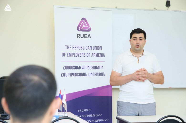 Ծրագրի մասնակիցները ստացան մասնագիտական խորհրդատվություն ներկայացրած բիզնես գաղափարների վերաբերյալ