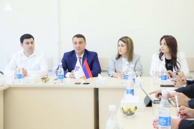 ՀԳՀՄ նախագահը հանդիպեց Արժույթի միջազգային հիմնադրամի պատվիրակության հետ